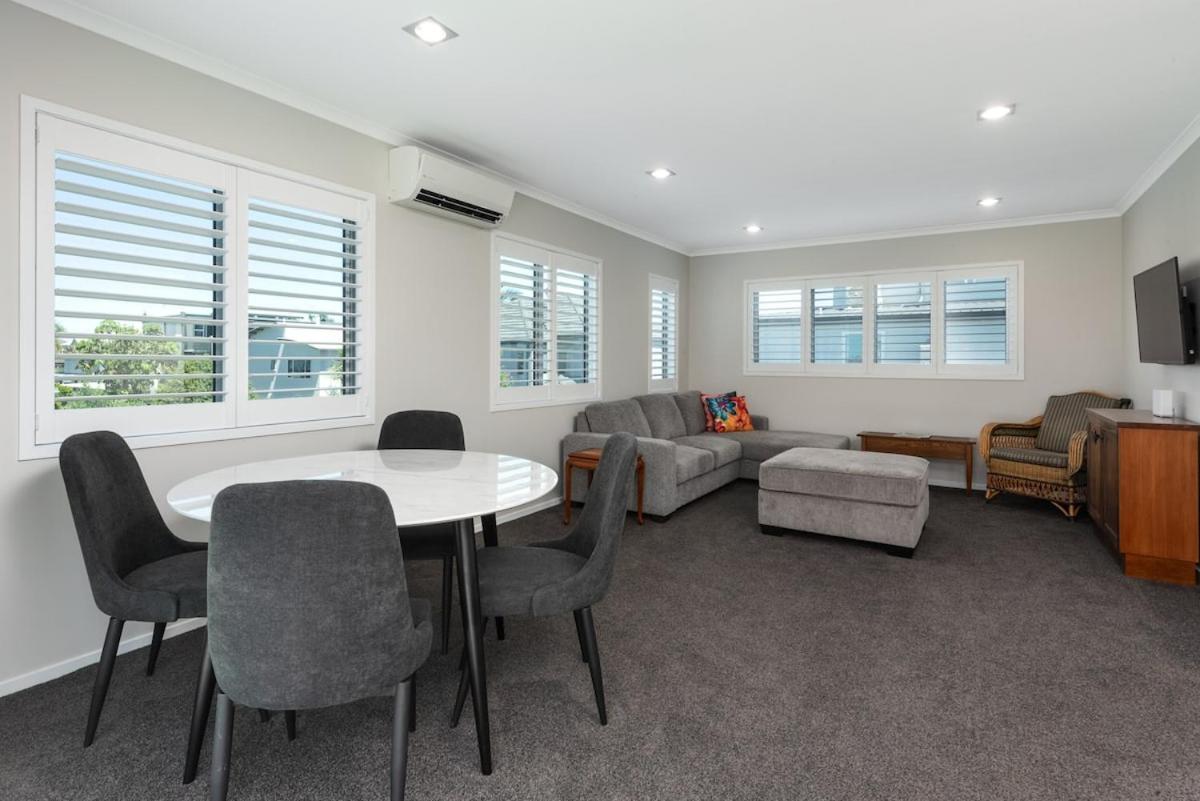 Modern Marine Parade Apartment Mount Maunganui Kültér fotó